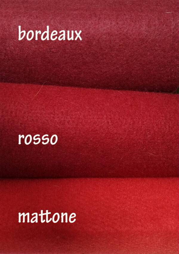 Feltro 100% polyestere . Misura: cm. 50 x 70.